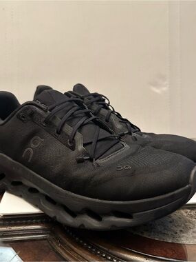 On Running Cloudtilt Men's All-Black Performance Running Shoes US Size 11.5